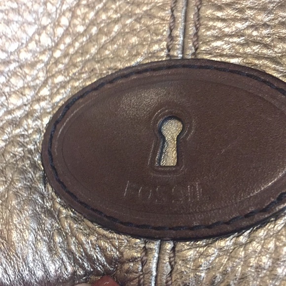 Fossil leather pewter purse - Picture 11 of 13